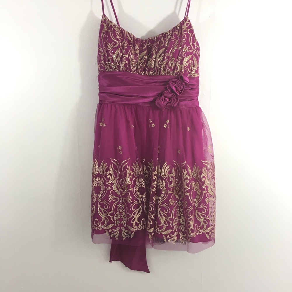 B. Smart Juniors Size 13 Magenta Gold Party Dress